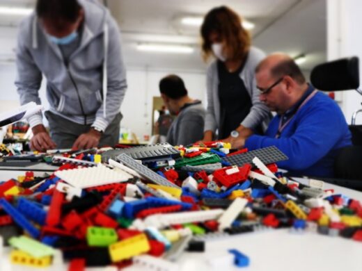 Una rampa per disabili fatta con i mattoncini Lego: l'iniziativa parte da  Padova